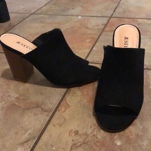 Black heeled mule